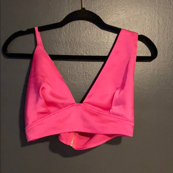 matching pink satin set - Picture 3 of 4